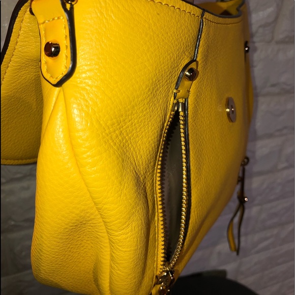 Michael Kors Purse - Picture 6 of 7